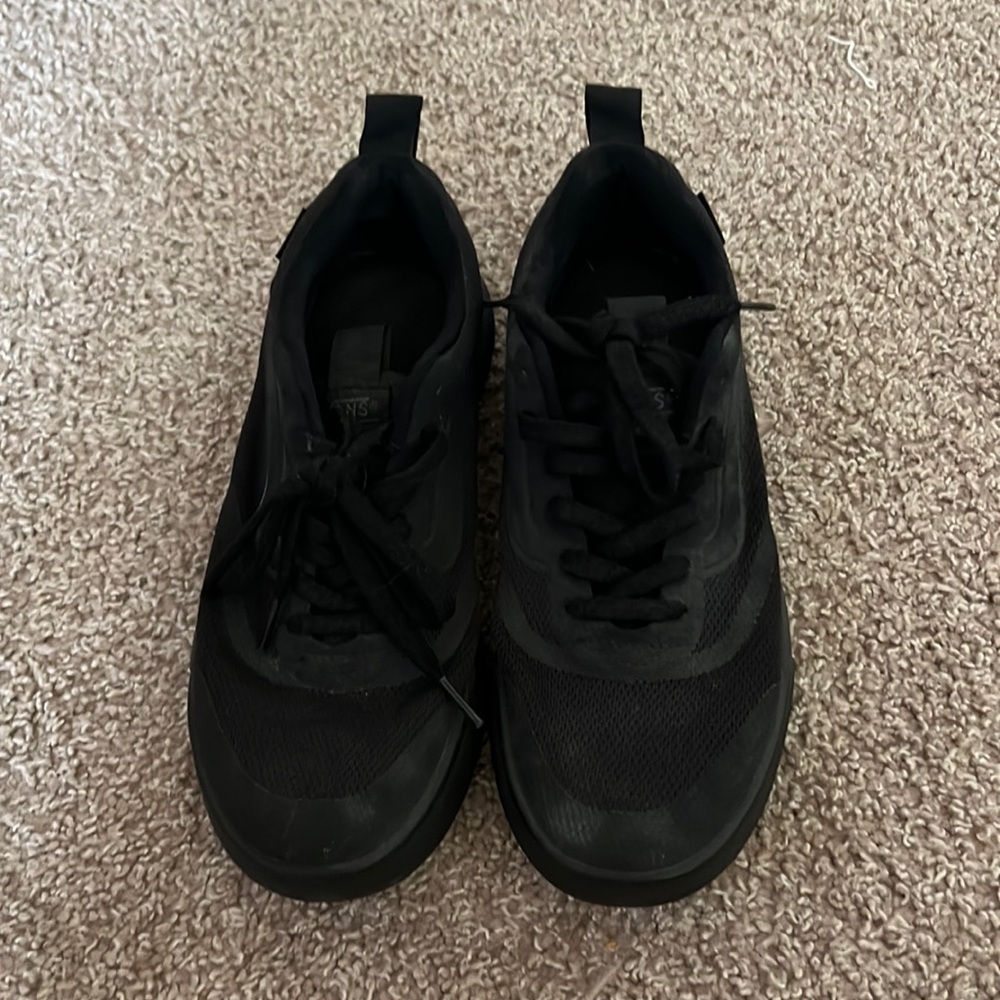 all black ultrarange vans